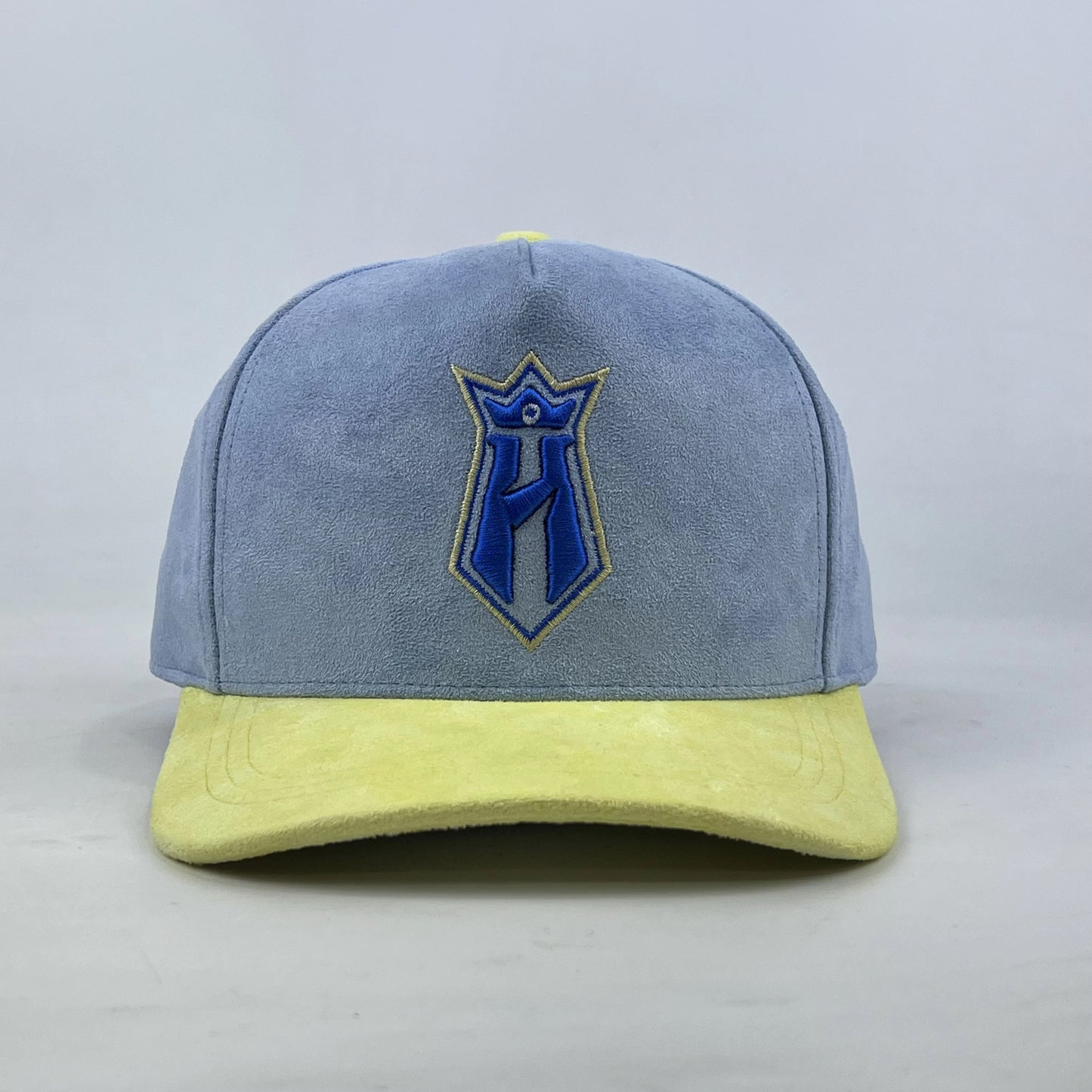 “laache” logo cap